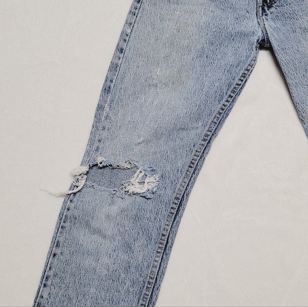 80s Levi's Vintage Distressed Acid Wash Slim Fit High Waist Ribcage Denim Jeans - Picture 5 of 15